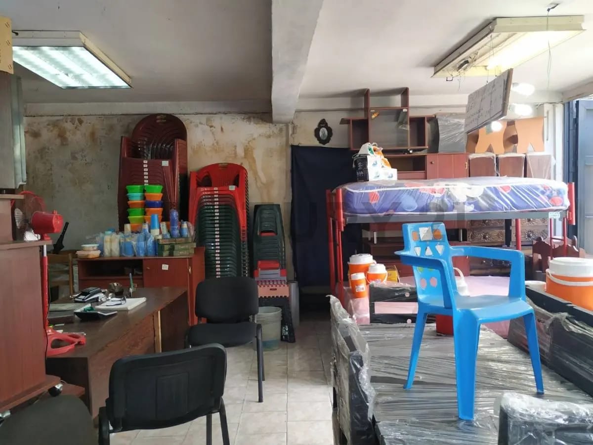 Catia vendo Edificio Comercial Galpon, Principal Locales Comerciales - 15