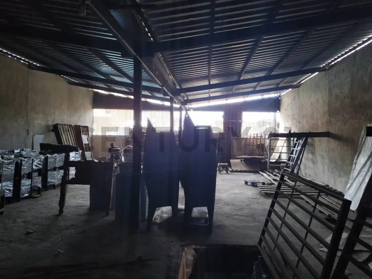 Catia vendo Edificio Comercial Galpon, Principal Locales Comerciales - 17