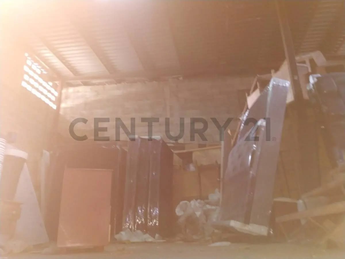 Catia vendo Edificio Comercial Galpon, Principal Locales Comerciales - 18