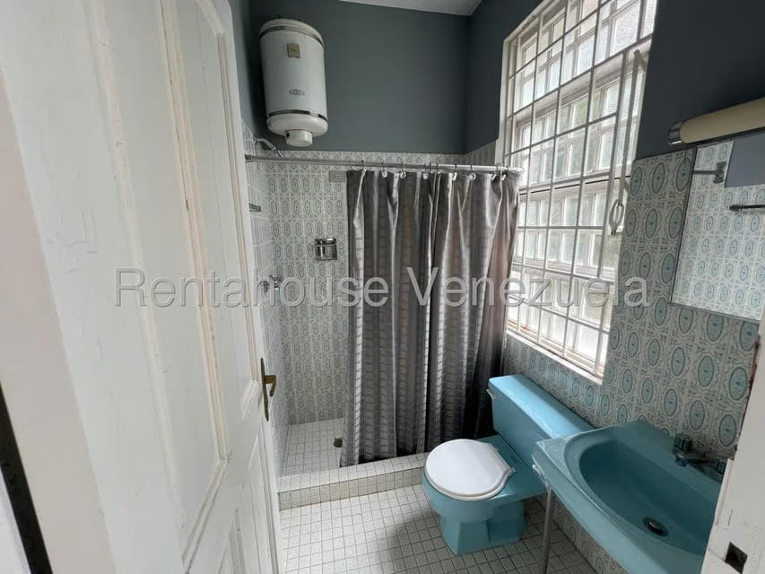Casa (Contemporaneo) en Venta en La Lagunita Country Club, Distrito Metropolitano - 11