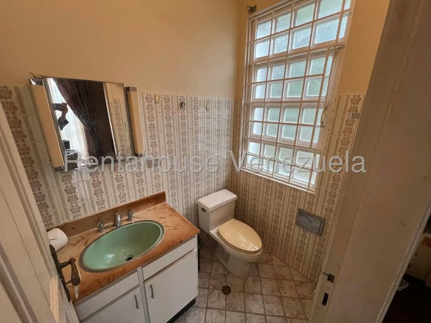 Casa (Contemporaneo) en Venta en La Lagunita Country Club, Distrito Metropolitano - 4