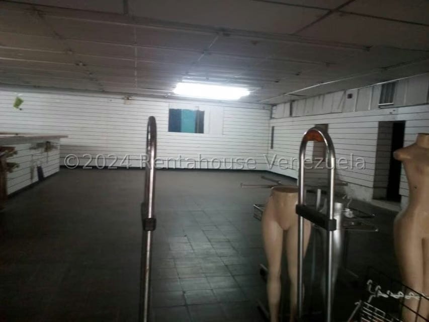 Comercial (Local Comercial) en Alquiler en Guarenas, Miranda - 19