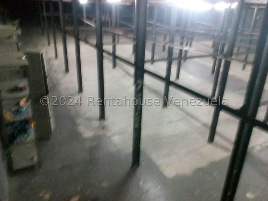 Comercial (Local Comercial) en Alquiler en Guarenas, Miranda - 26
