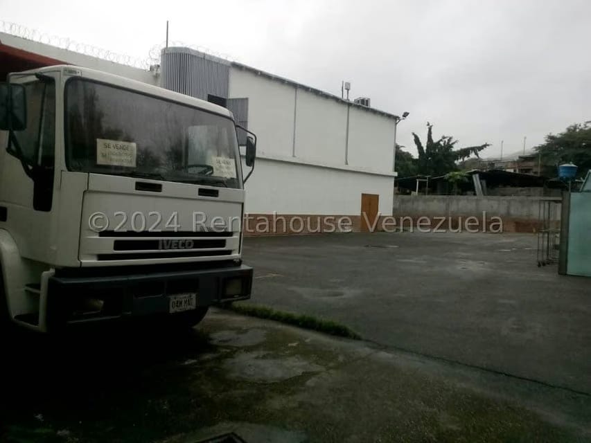 Comercial (Local Comercial) en Alquiler en Guarenas, Miranda - 32