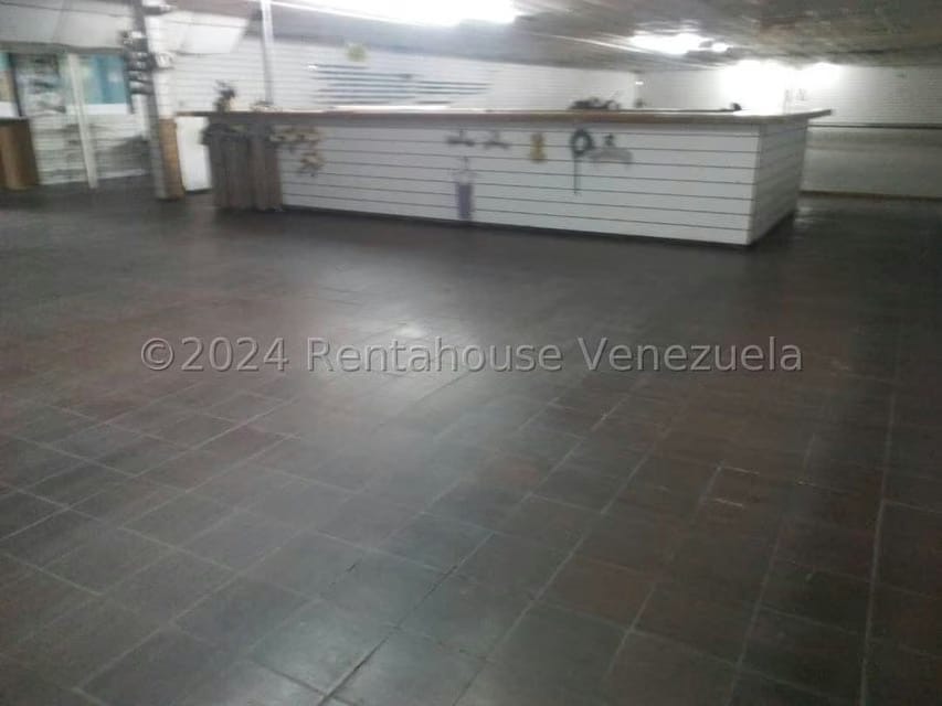 Comercial (Local Comercial) en Alquiler en Guarenas, Miranda - 33