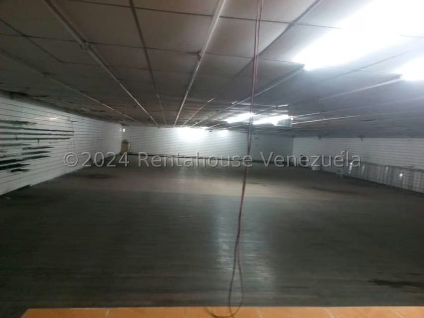 Comercial (Local Comercial) en Alquiler en Guarenas, Miranda - 41