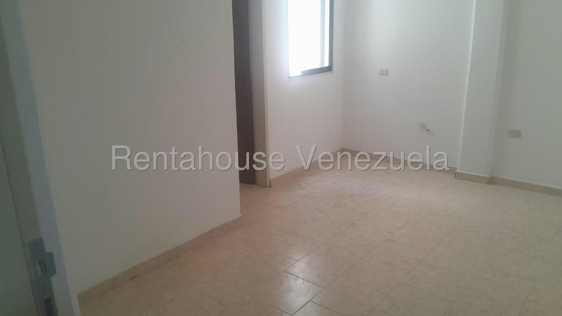 Comercial (Local Comercial) en Alquiler en Centro, Lara - 13