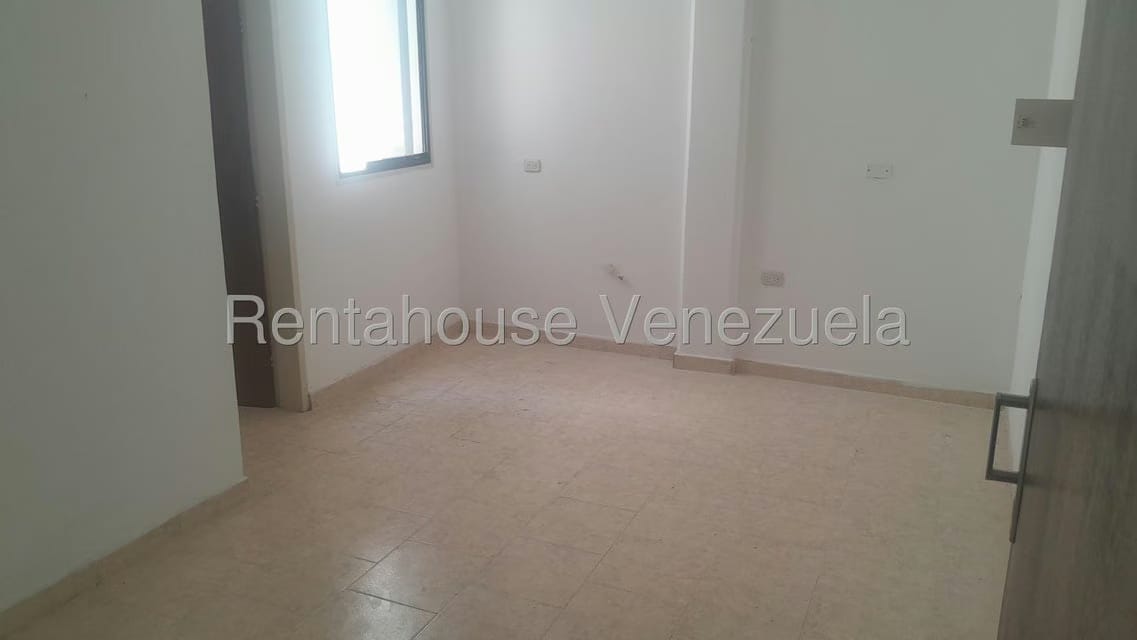 Comercial (Local Comercial) en Alquiler en Centro, Lara - 18
