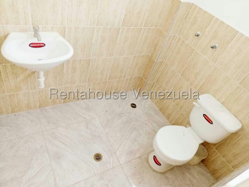 Comercial (Local Comercial) en Alquiler en Centro, Lara - 19