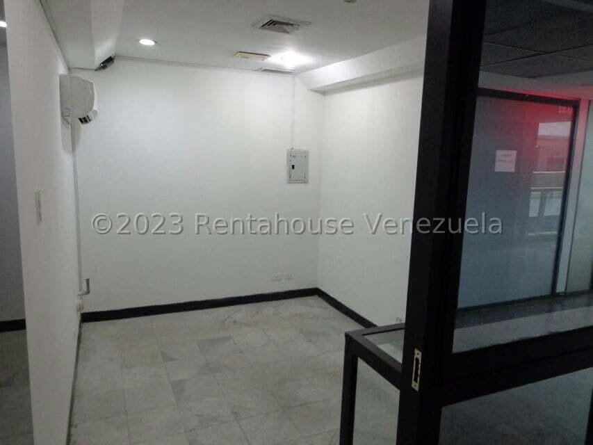 Comercial (Local Comercial) en Venta en Vega Arriba, Miranda - 3