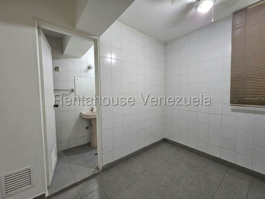 Townhouse (1 Nivel) en Venta en El Hatillo, Distrito Metropolitano - 38