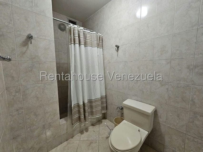 Townhouse (1 Nivel) en Venta en El Hatillo, Distrito Metropolitano - 44