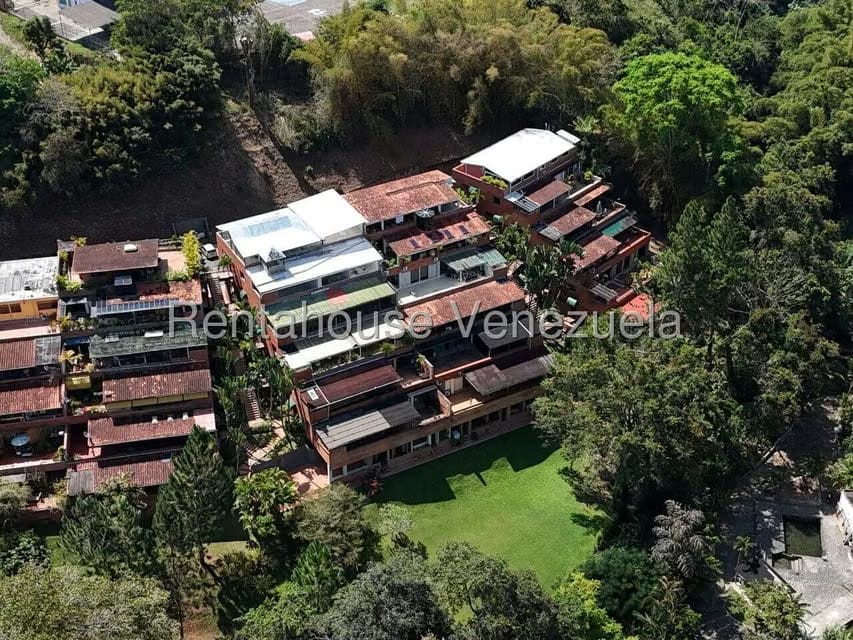 Townhouse (1 Nivel) en Venta en El Hatillo, Distrito Metropolitano - 55
