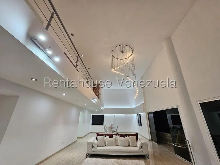 Apartamento (Penthouse) en Venta en Campo Alegre, Distrito Metropolitano - 11