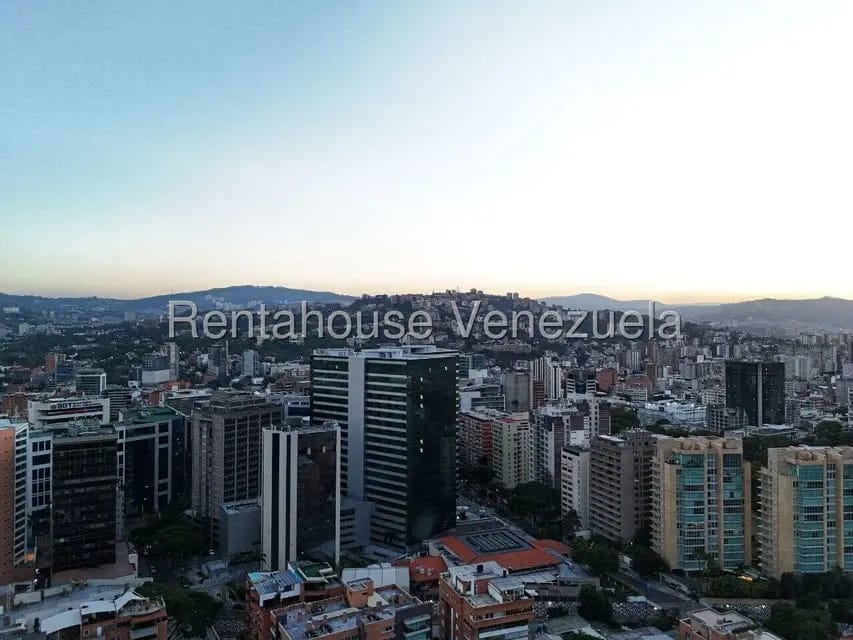 Apartamento (Penthouse) en Venta en Campo Alegre, Distrito Metropolitano - 64