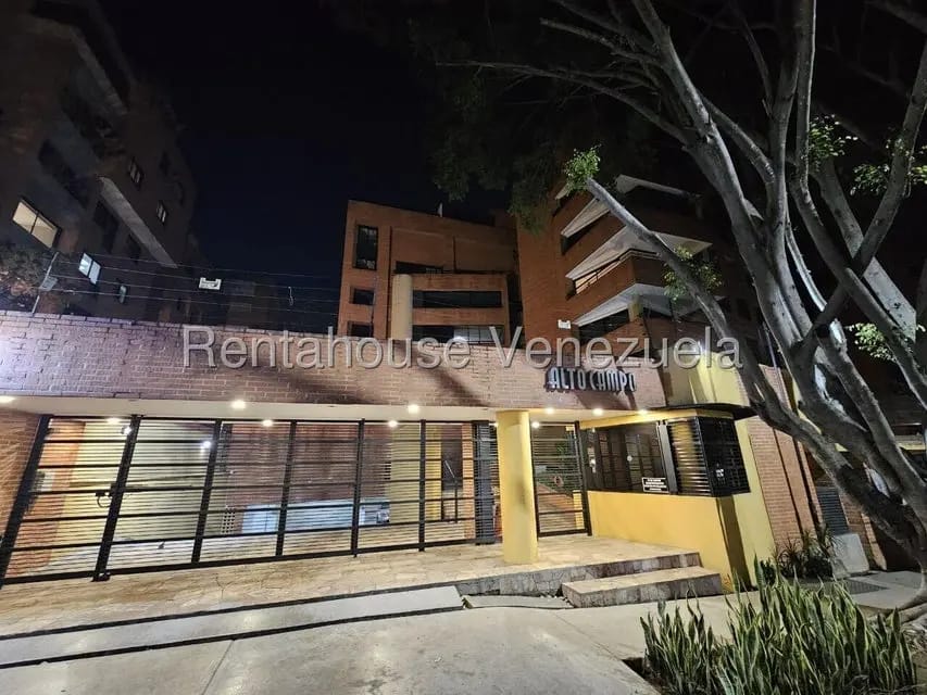 Apartamento (Penthouse) en Venta en Campo Alegre, Distrito Metropolitano - 75