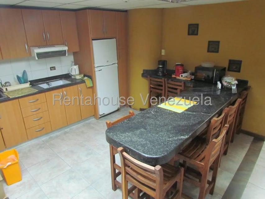 Comercial (Local Comercial) en Venta en Los Dos Caminos, Distrito Metropolitano - 15