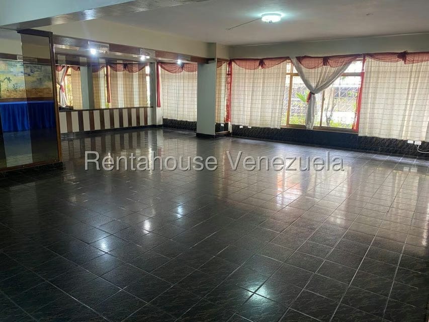 Negocios y Empresas (Hotel) en Venta en Parroquia Concepcion, Lara - 19