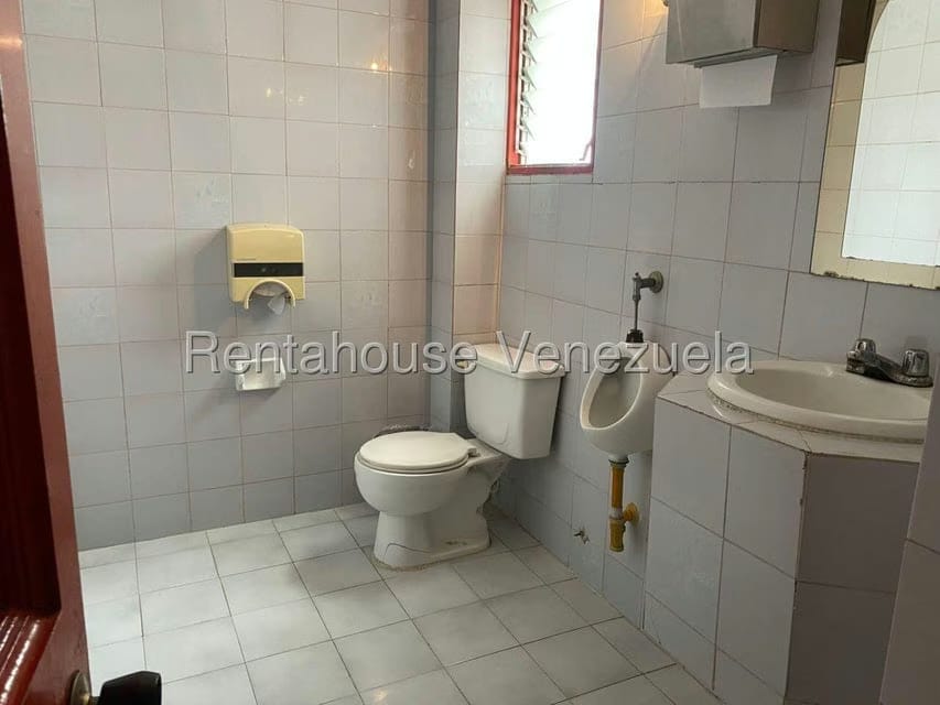 Negocios y Empresas (Hotel) en Venta en Parroquia Concepcion, Lara - 24