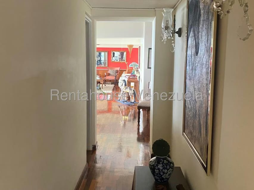 Apartamento (1 Nivel) en Venta en La Lagunita Country Club, Distrito Metropolitano - 2