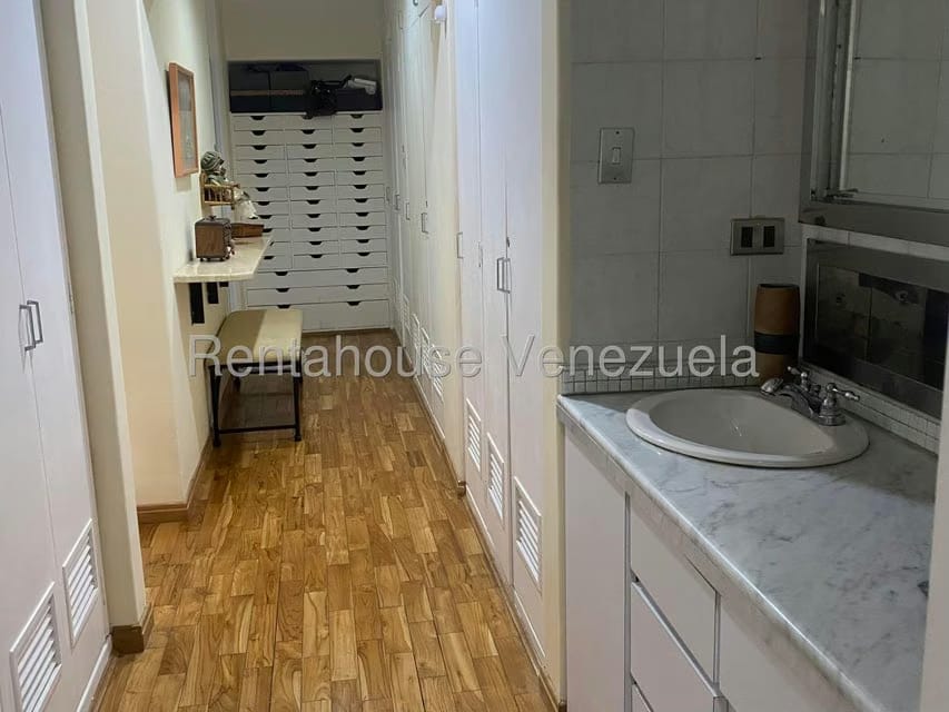 Apartamento (1 Nivel) en Venta en La Lagunita Country Club, Distrito Metropolitano - 13