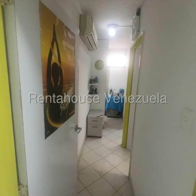 Comercial (Local Comercial) en Venta en Petare, Distrito Metropolitano - 4