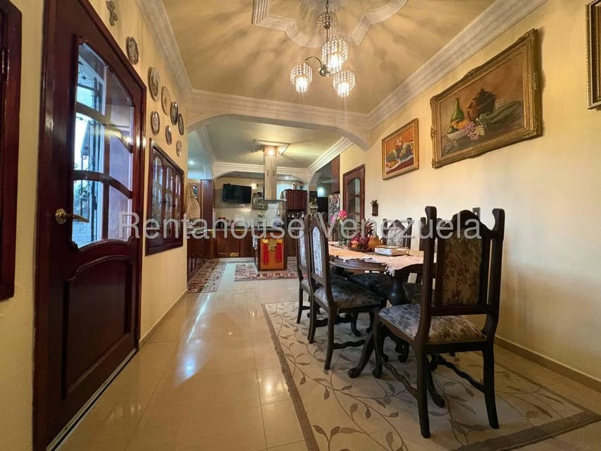 Casa (Multipes Niveles) en Venta en Mirador Panamericano, Miranda - 11