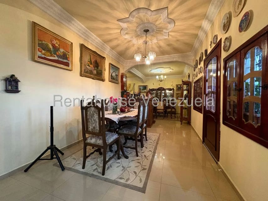 Casa (Multipes Niveles) en Venta en Mirador Panamericano, Miranda - 16