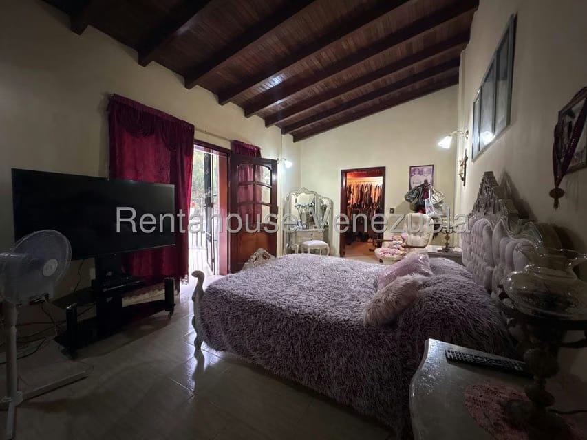 Casa (Multipes Niveles) en Venta en Mirador Panamericano, Miranda - 23