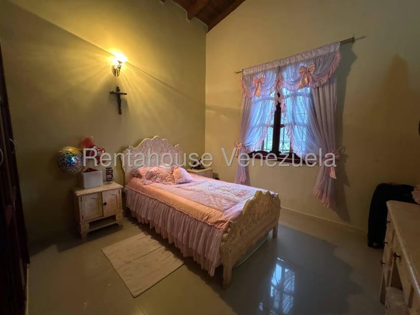 Casa (Multipes Niveles) en Venta en Mirador Panamericano, Miranda - 33