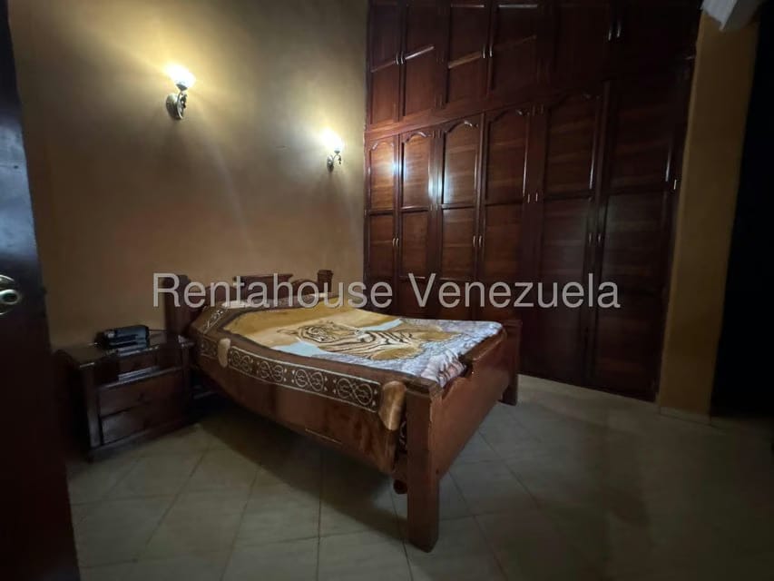 Casa (Multipes Niveles) en Venta en Mirador Panamericano, Miranda - 37