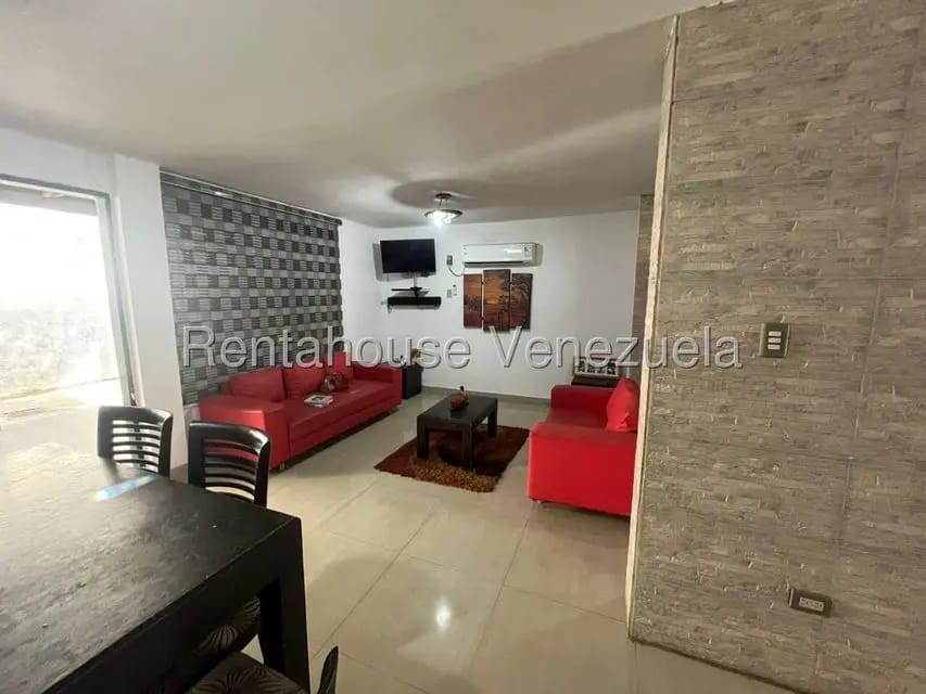Casa (Duplex) en Venta en Casa de Campo, Portuguesa - 4