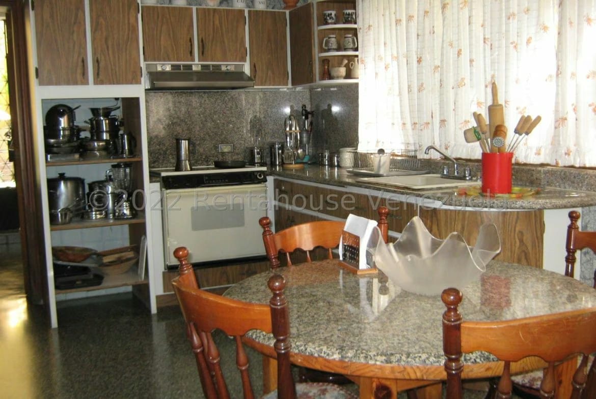 CASA EN VENTA-SELENE MARIN NOBREGA- MLS#23-7886 - 4