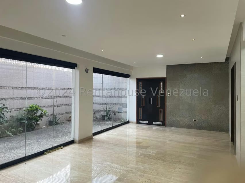 Casa (Multipes Niveles) en Venta en El Marques, Distrito Metropolitano
