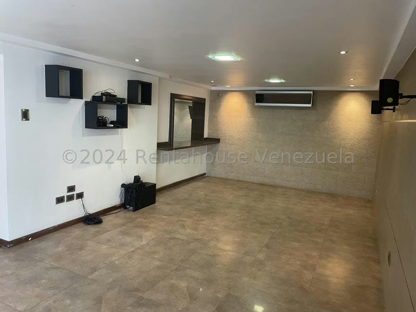Casa (Multipes Niveles) en Venta en El Marques, Distrito Metropolitano - 15