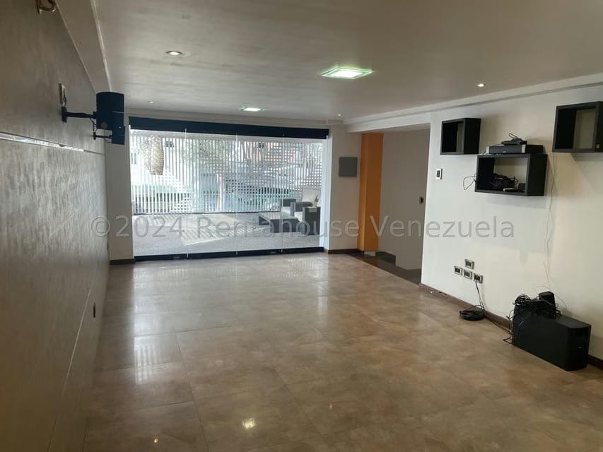 Casa (Multipes Niveles) en Venta en El Marques, Distrito Metropolitano - 17