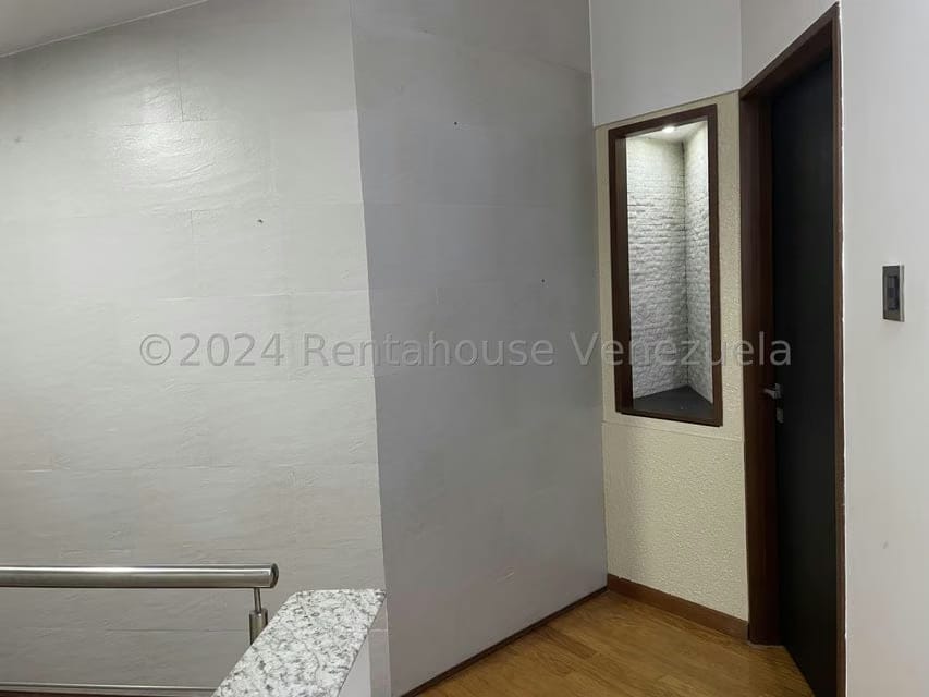 Casa (Multipes Niveles) en Venta en El Marques, Distrito Metropolitano - 18