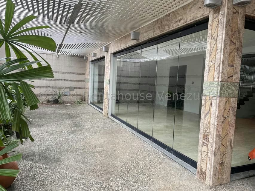 Casa (Multipes Niveles) en Venta en El Marques, Distrito Metropolitano - 3
