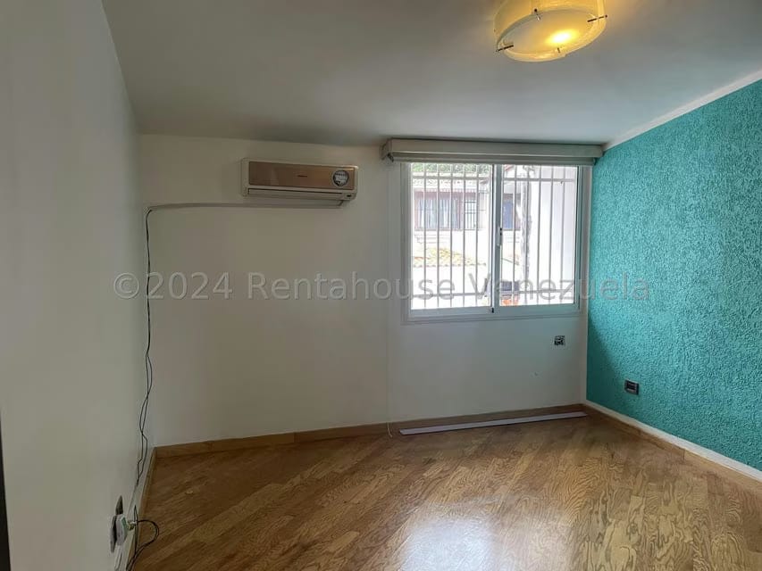 Casa (Multipes Niveles) en Venta en El Marques, Distrito Metropolitano - 29