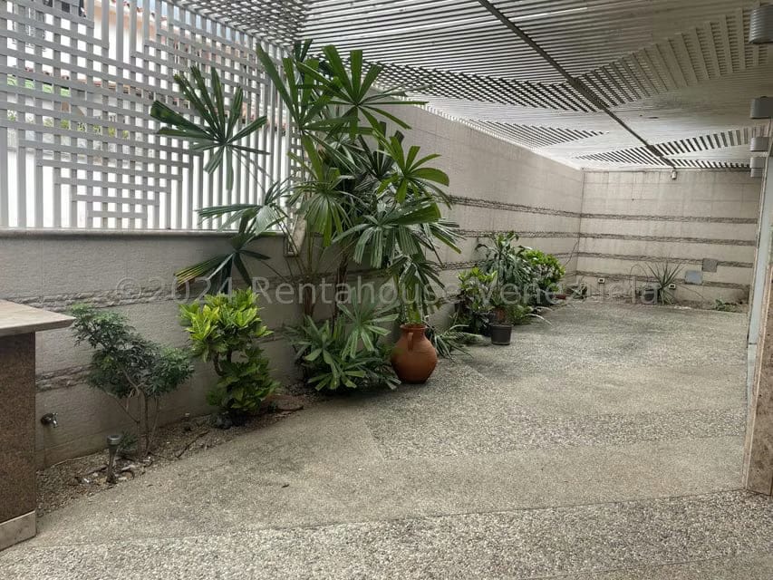 Casa (Multipes Niveles) en Venta en El Marques, Distrito Metropolitano - 4