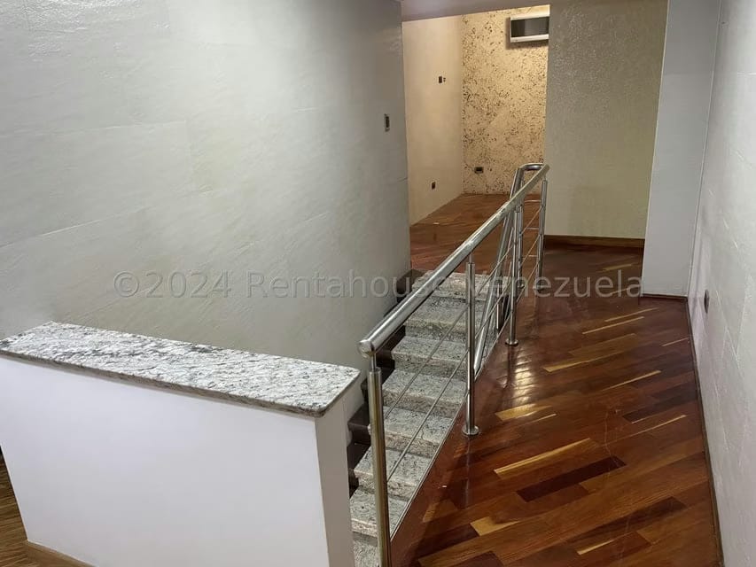 Casa (Multipes Niveles) en Venta en El Marques, Distrito Metropolitano - 39