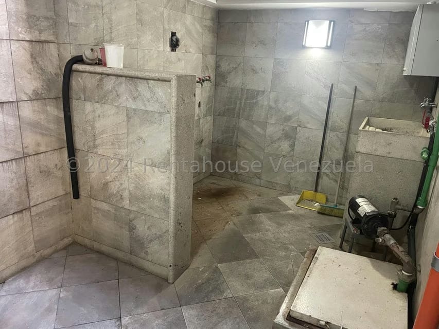 Casa (Multipes Niveles) en Venta en El Marques, Distrito Metropolitano - 42