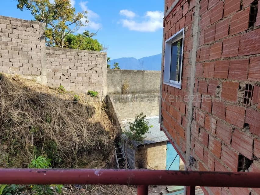 Terreno (Residencial) en Venta en Los Guayabitos, Distrito Metropolitano - 9