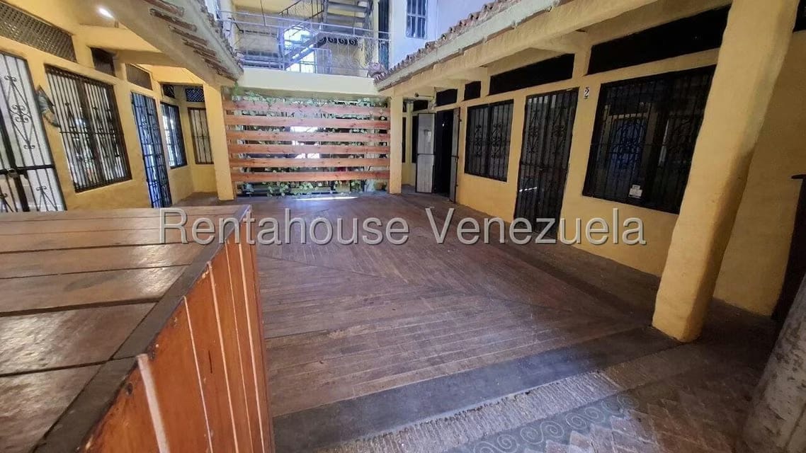 Comercial (Local Comercial) en Alquiler en El Hatillo, Distrito Metropolitano - 2