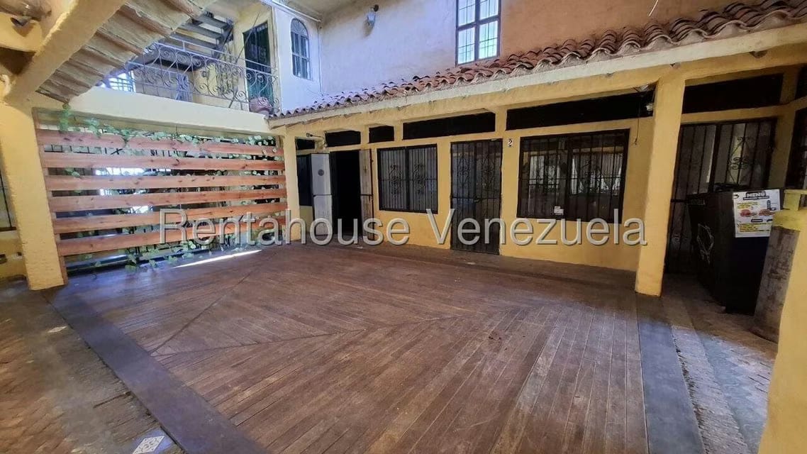 Comercial (Local Comercial) en Alquiler en El Hatillo, Distrito Metropolitano - 4