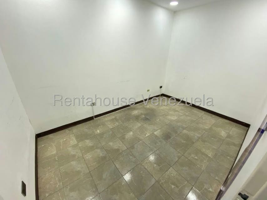 Comercial (Local Comercial) en Alquiler en Buenaventura, Miranda - 14