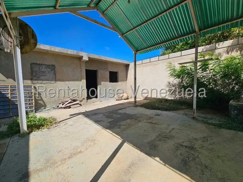 Casa (1 Nivel) en Venta en Centro, Falcon - 16