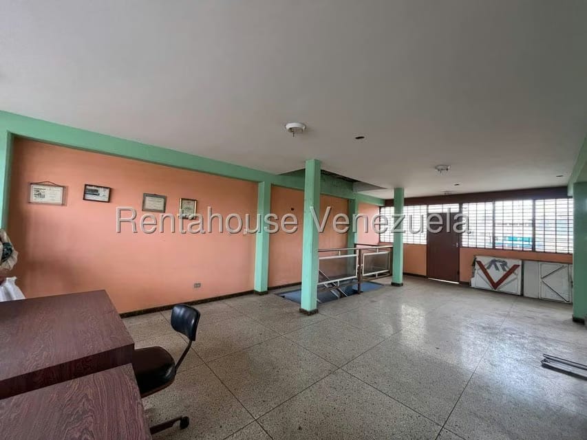 Comercial (Local Comercial) en Venta en Centro, Lara - 24