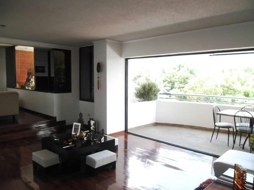 Apartamento (1 Nivel) en Venta en Los Dos Caminos, Distrito Metropolitano - 27