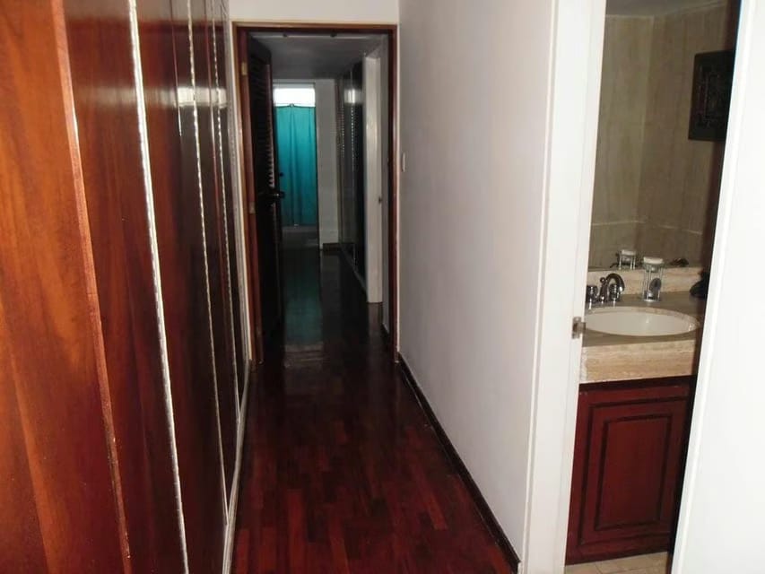 Apartamento (1 Nivel) en Venta en Los Dos Caminos, Distrito Metropolitano - 35